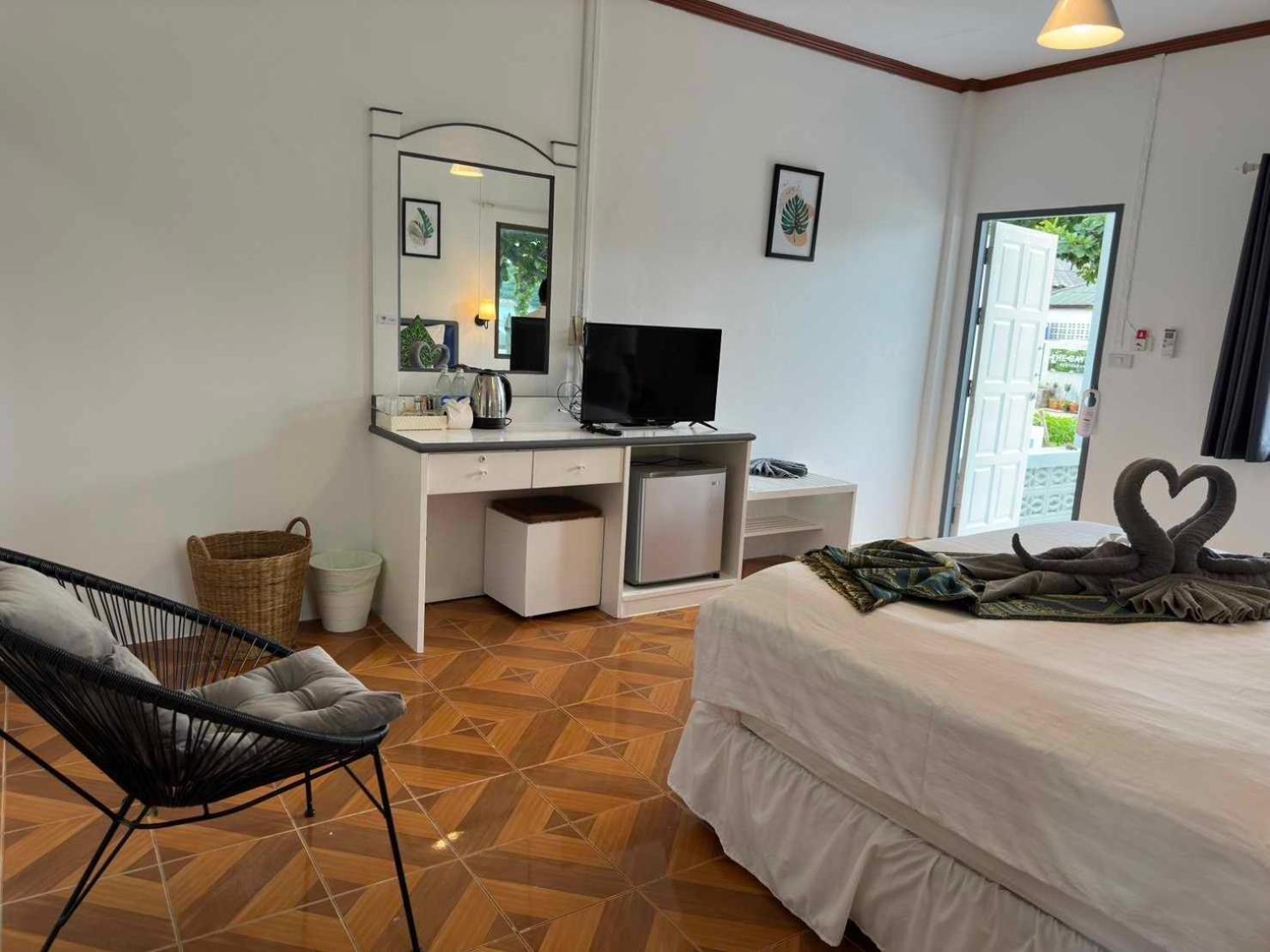 Bay Beach Resort Choeng Mon Eksteriør bilde